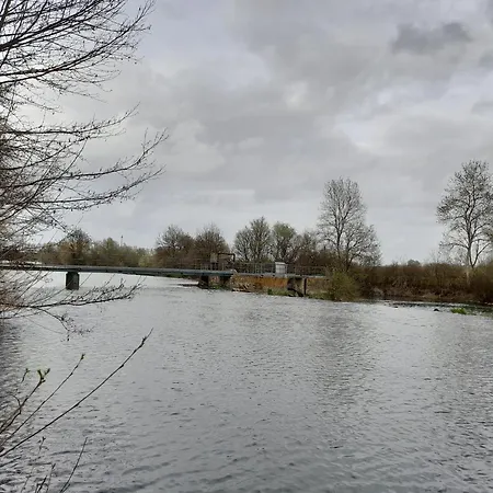 Casa vacanze Aubigné-racan, 5 Pièces, 7 Personnes - Fr-1-410-156 *