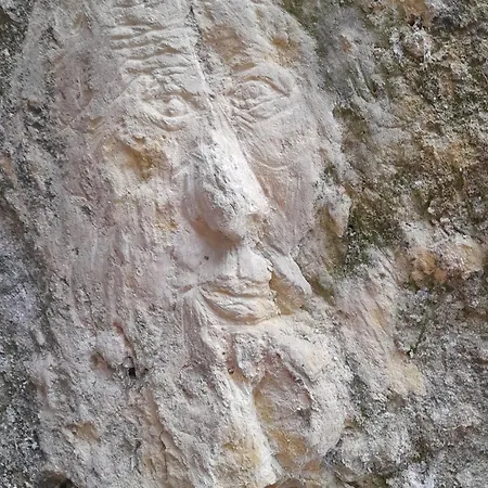 Vakantiehuis Maison Troglodytique Avec Wifi, Barbecue Et Cheminee - Fr-1-410-156 *