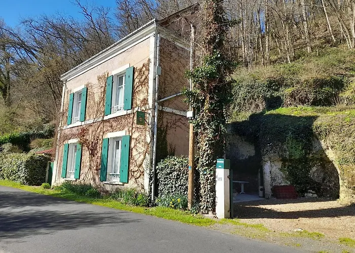 Aubigné-racan, 5 Pièces, 7 Personnes - Fr-1-410-156 *