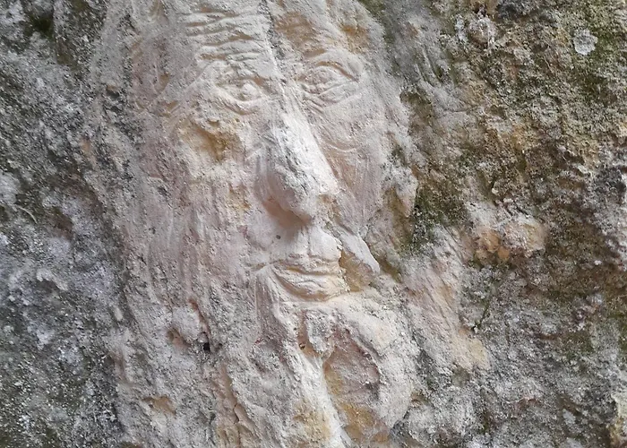 Hébergement de vacances Aubigné-racan, 5 Pièces, 7 Personnes - Fr-1-410-156 *